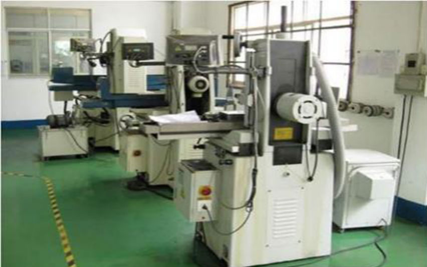 Grinding machine